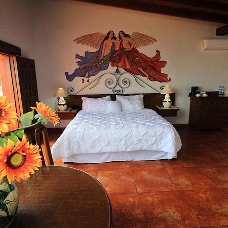 Villa San Jose Hotel & Suites Morelia Exterior photo